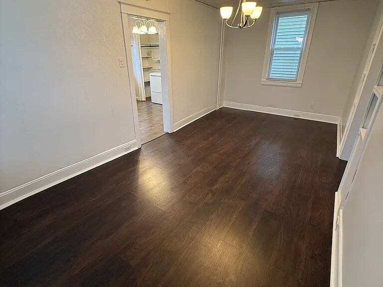 Building Photo - 31 N Park Ave