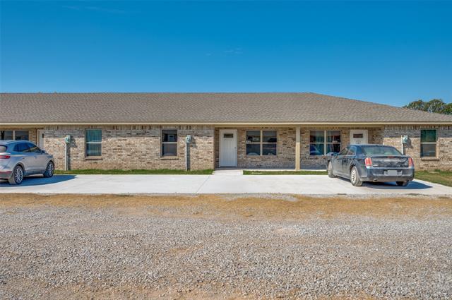 Building Photo - 19175-19175 Cabo Wy