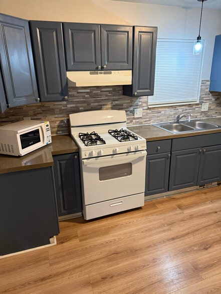 Building Photo - 1016 Wheelock Rd