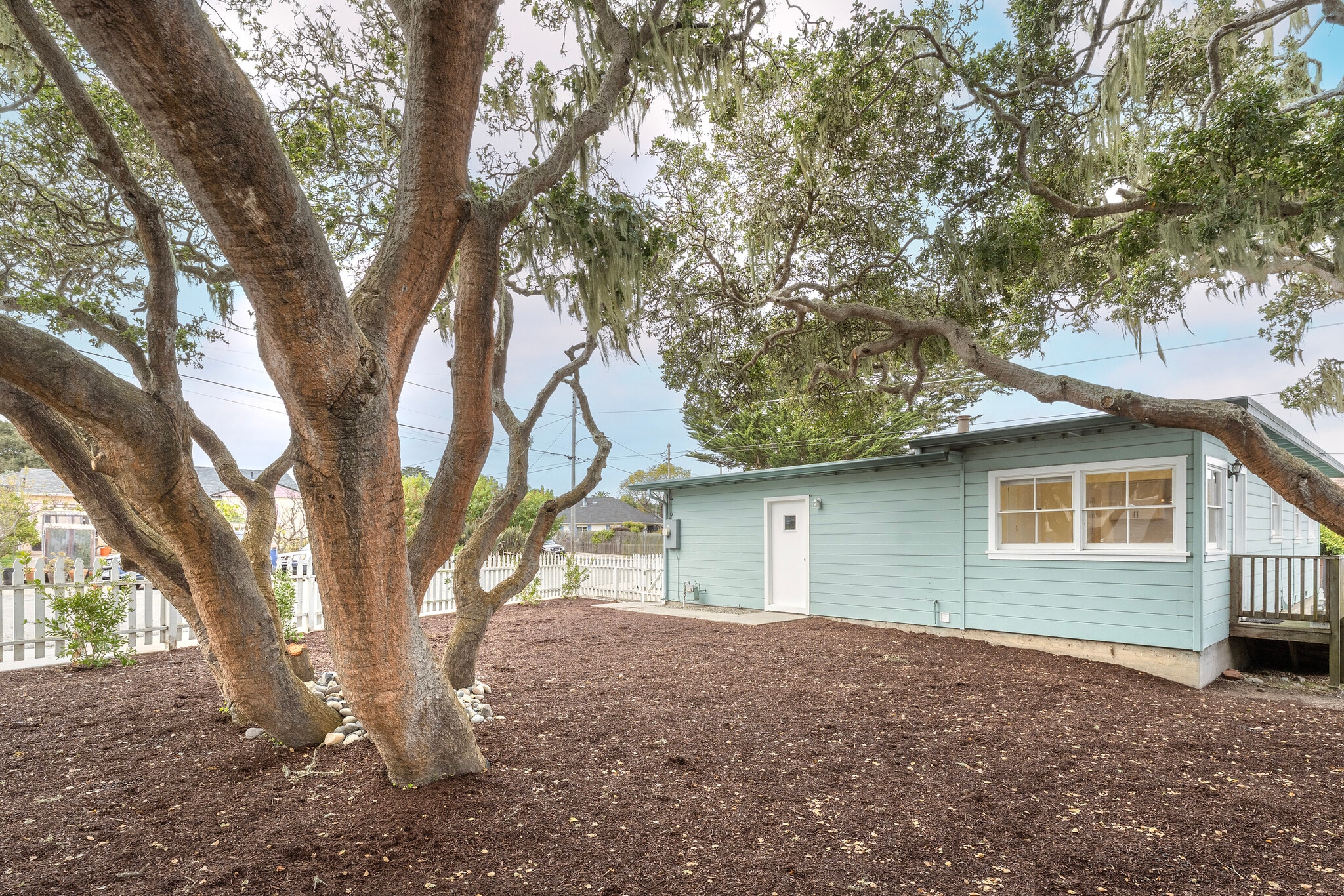 Building Photo - 230 Gibson Ave