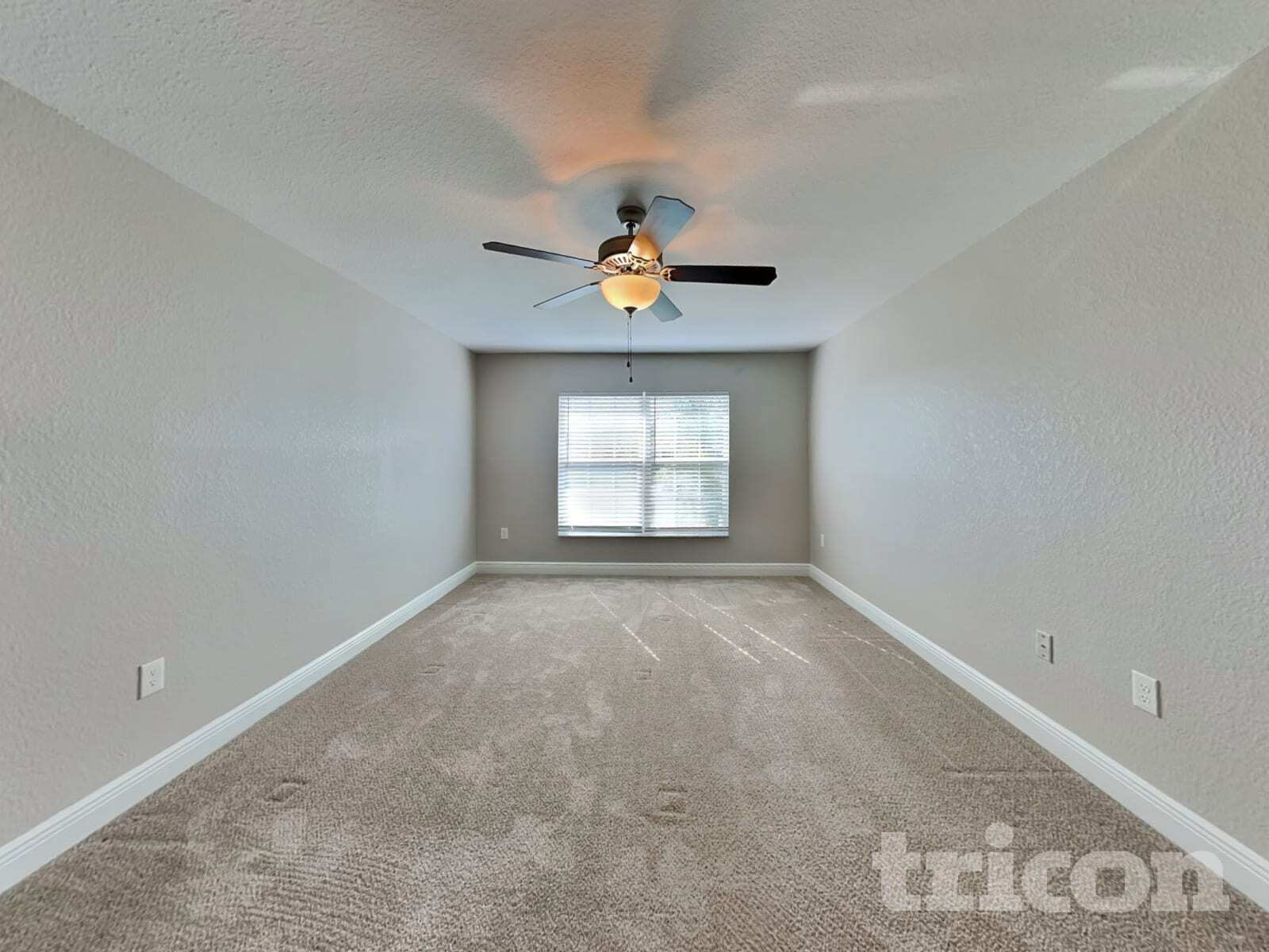 Building Photo - 1599 Lemon Ave