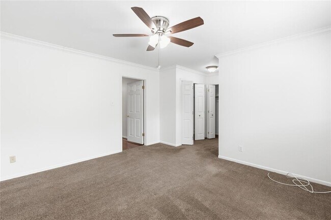 Building Photo - 1613 Sunnyvale St