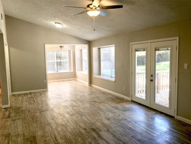 Building Photo - 14626 Wind Hollow Cir