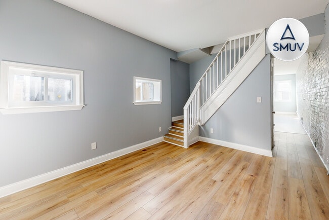 Building Photo - 501 N Belnord Ave