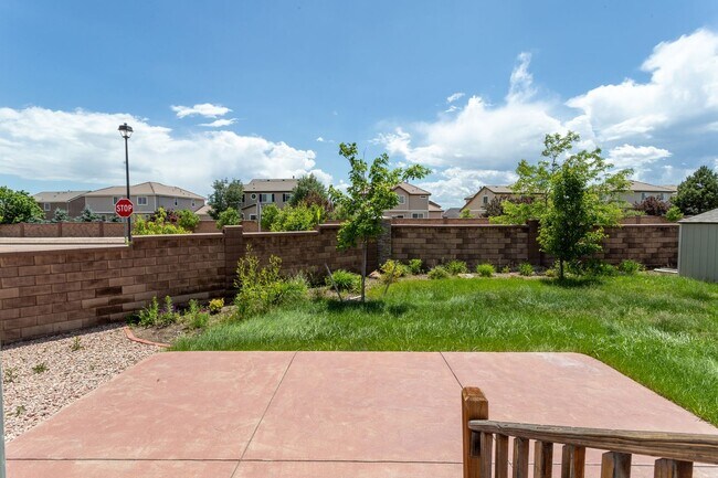 Building Photo - Spacious 5-Bedroom Home with Finished Base...