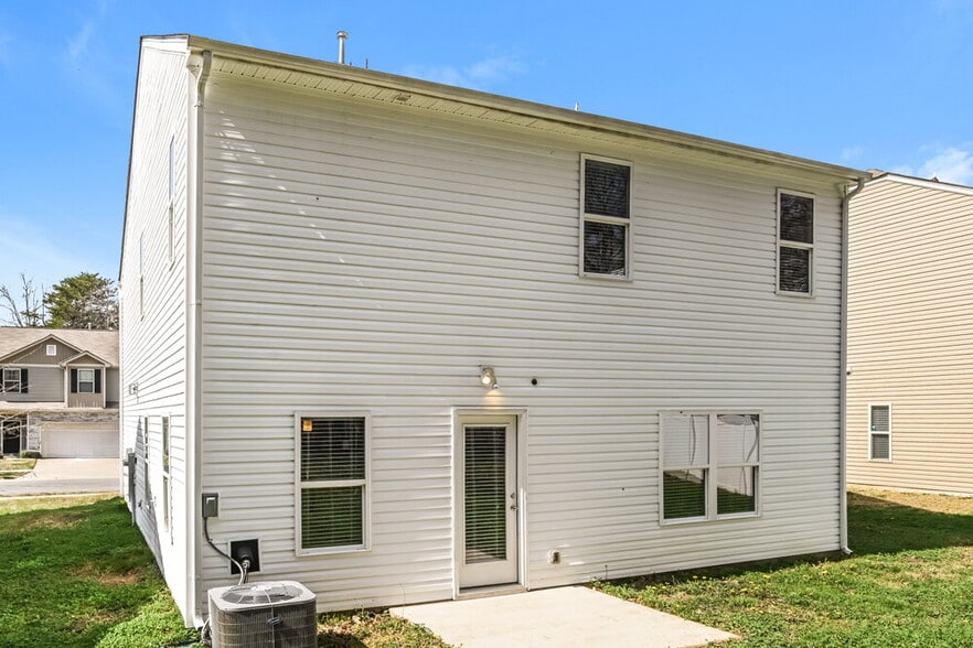 Building Photo - 1130 Rankin Oaks St