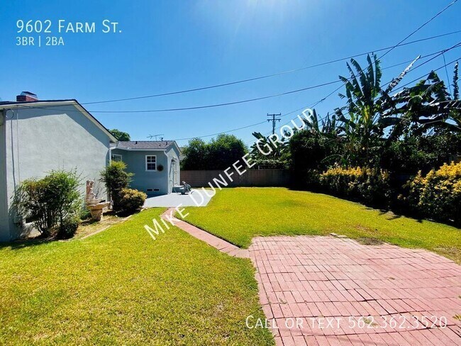 Building Photo - 9602 Farm St