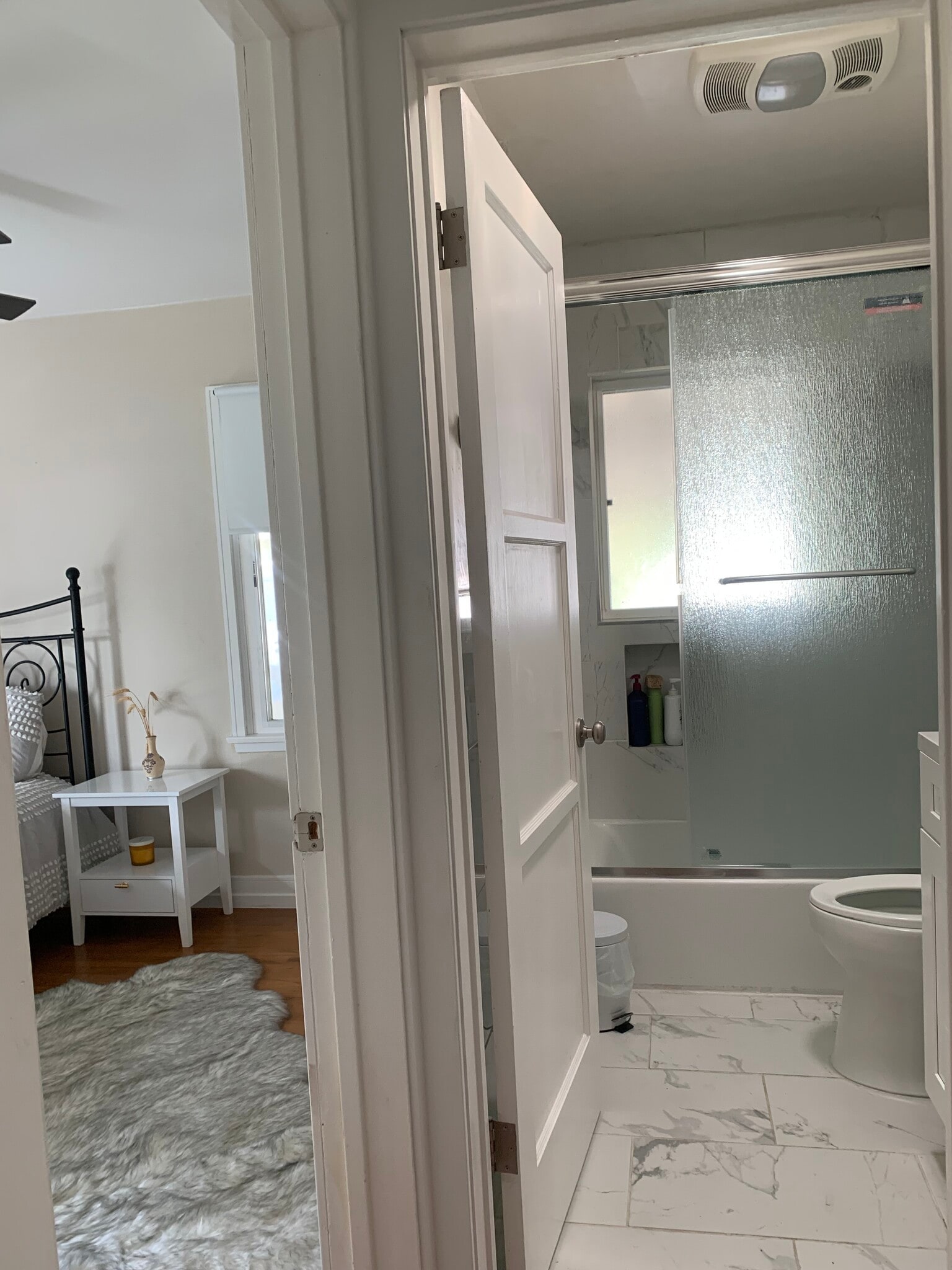 Building Photo - 467 E 44th Cir