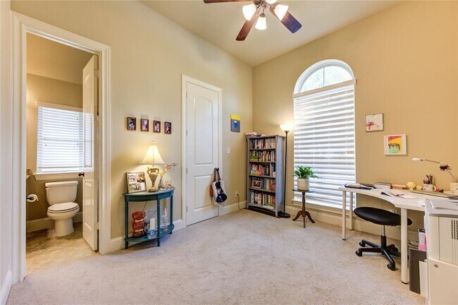 Building Photo - 27718 Lakeway Trail Ln