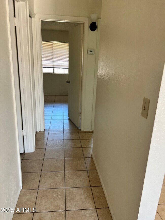 Building Photo - 4805 E Caballero Cir