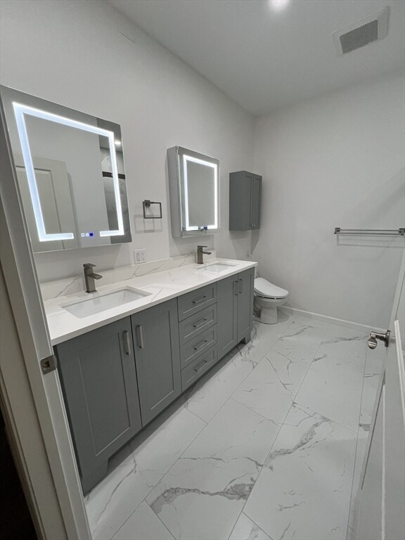 Building Photo - 2009 Symmes Cir