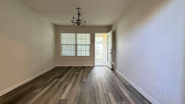 Building Photo - 6423 Grand Hickory Dr