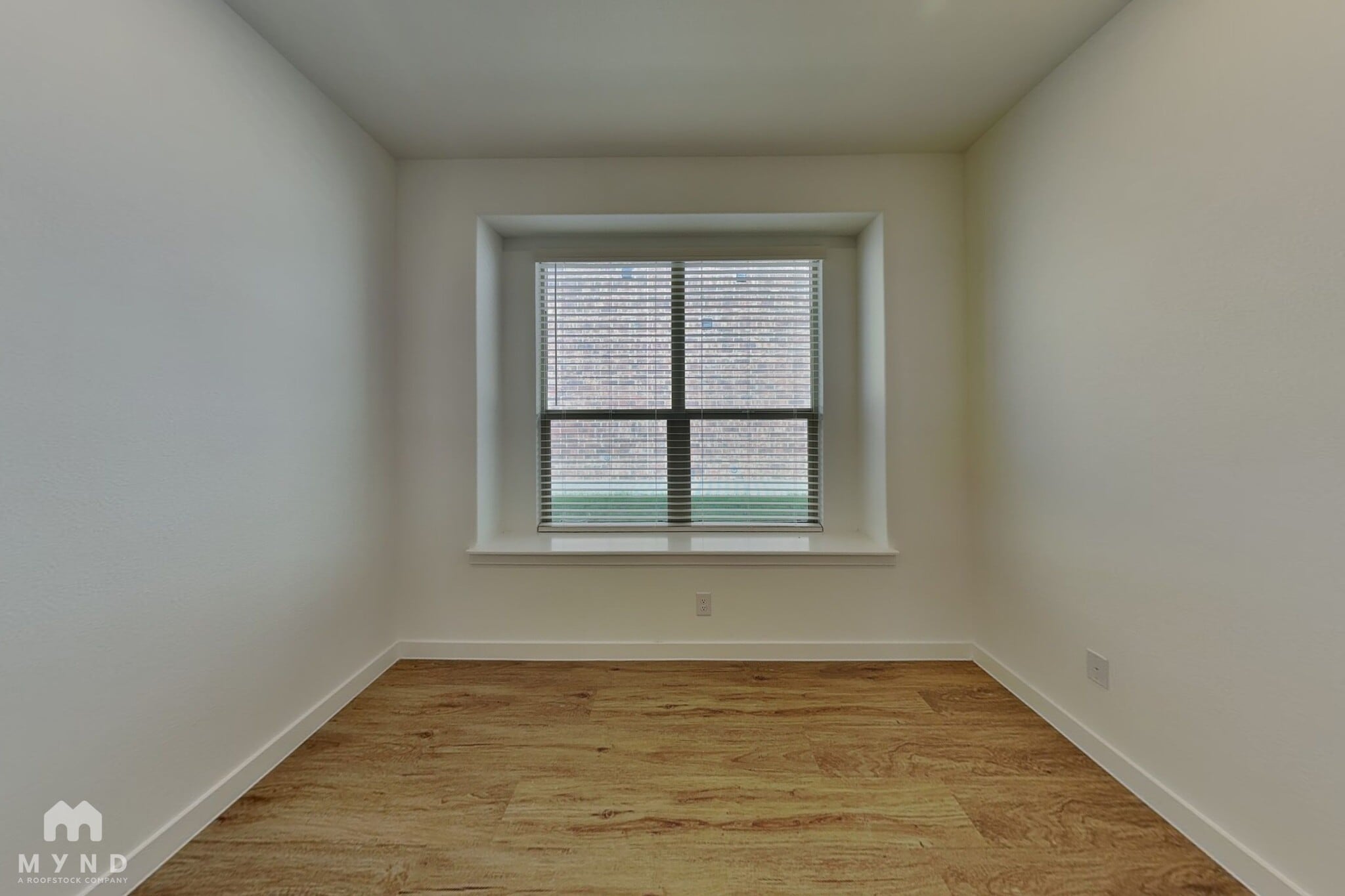 Building Photo - 804 Demelza Dr