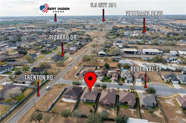 Building Photo - 18 Pedernal St