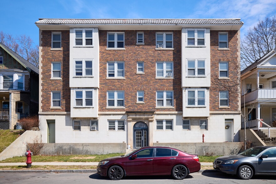Front View - 357 Morris St