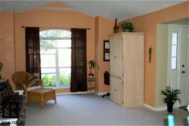 Building Photo - 9831 Bayboro Bridge Dr