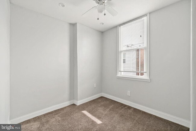 Building Photo - 2609 S Bancroft St