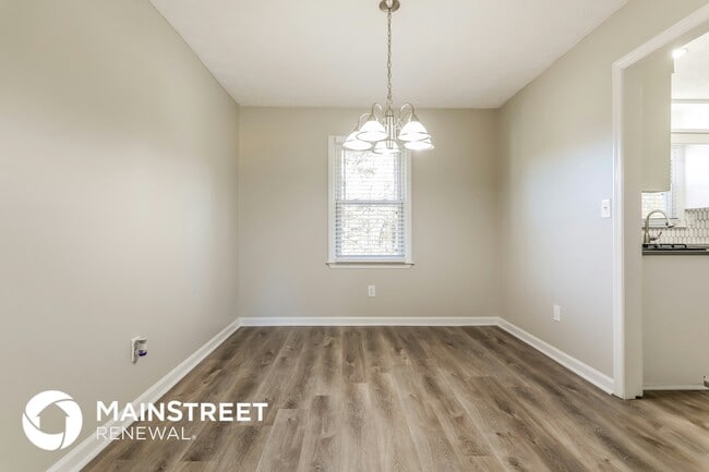 Building Photo - 2862 Emerson Lake Dr