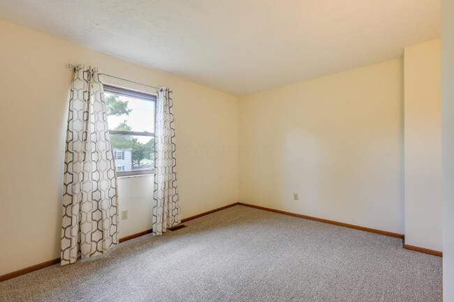 Building Photo - 655 Alta View Ct