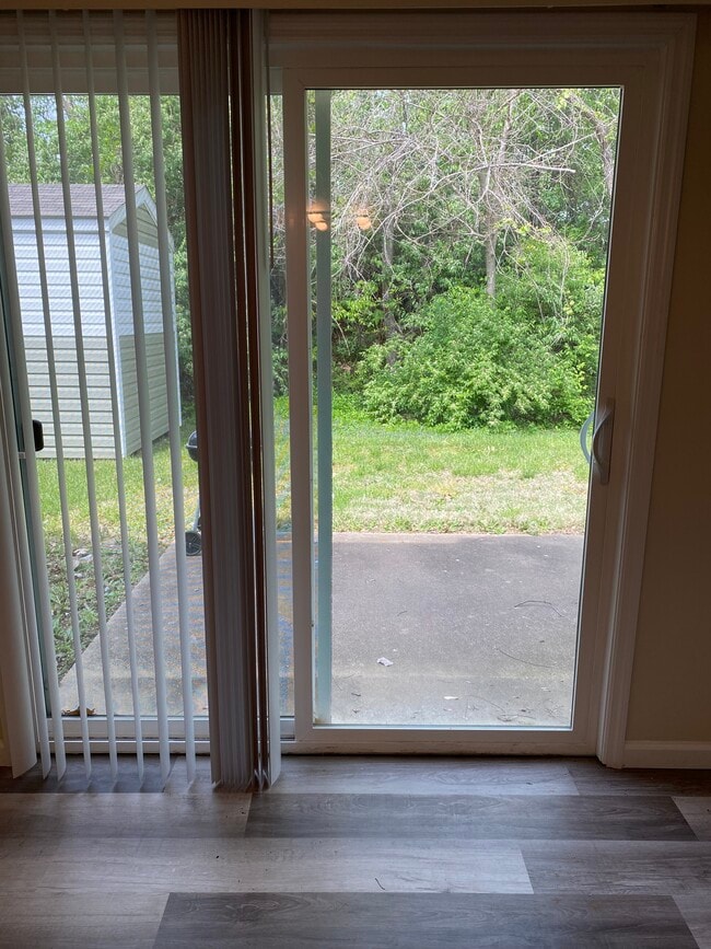 Building Photo - 4331 Ludwick Blvd