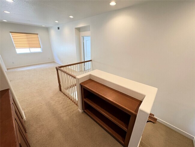 Building Photo - 24 Country Walk Dr