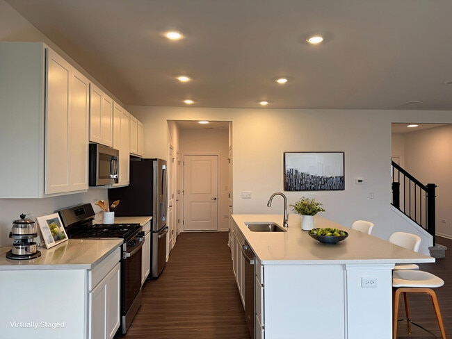 Building Photo - 15236 S Hepworth Ct