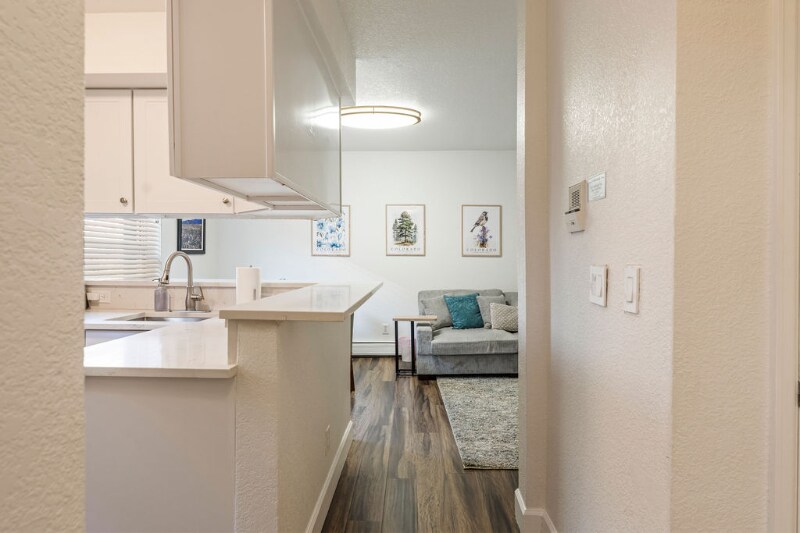 Building Photo - 1629 N Clarkson St