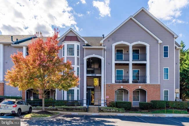 Building Photo - 20451 Chesapeake Square