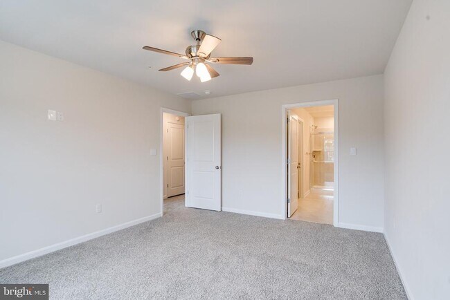 Building Photo - 148 Correri St