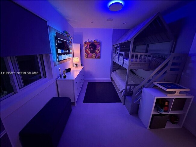 Building Photo - 1205 NE 17th Terrace