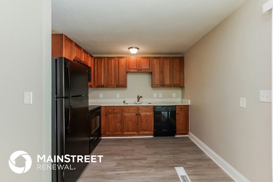 Building Photo - 1532 Downs Ave