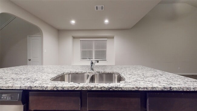 Building Photo - 3535 Cannon Dr