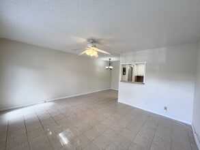 Building Photo - 170 Newport Dr