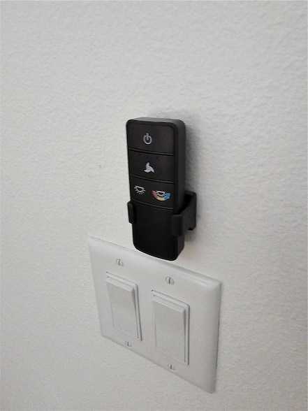 Building Photo - 2075 Jewell Ave