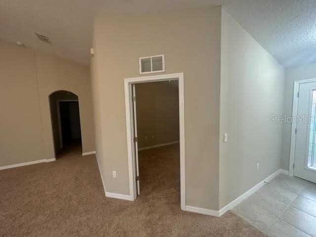 Building Photo - 9 Lewis Pl