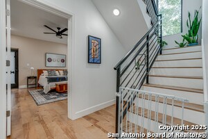 Building Photo - 211 Gibson