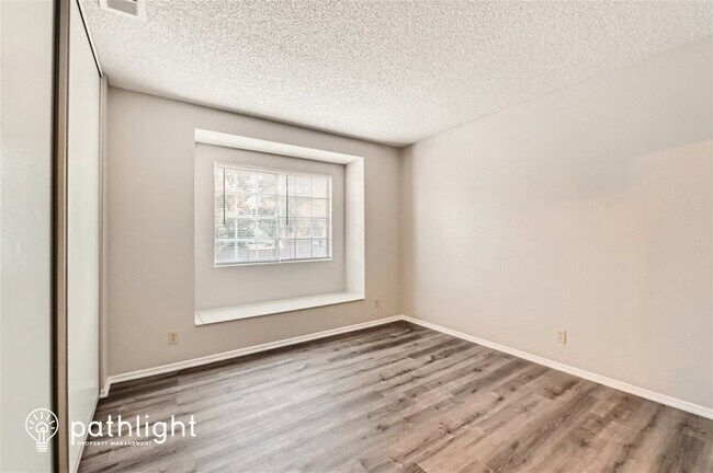 Building Photo - 7581 Whitney Dr