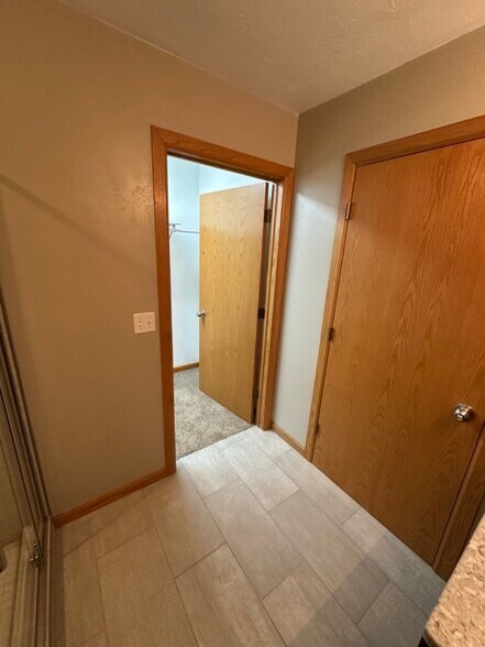 Large walk-in closet off Master Bathroom - 325 Cordy Lane