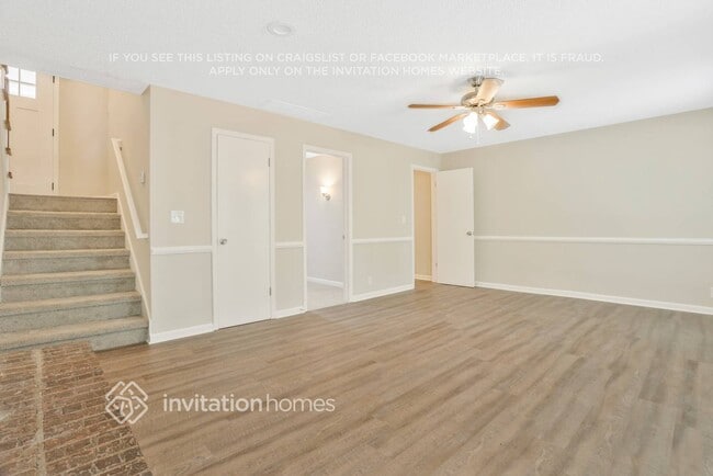Building Photo - 5789 Chisholm Trail SW