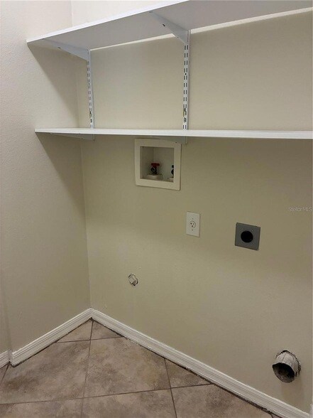 Building Photo - 32331 Fish Hook Lp
