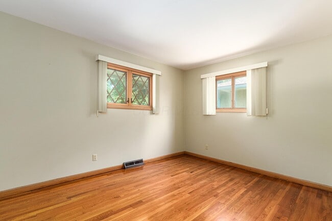 Building Photo - 5822 Falmouth Ct