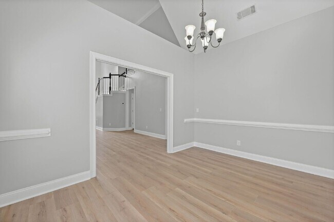 Building Photo - 2173 Foxboro Ln