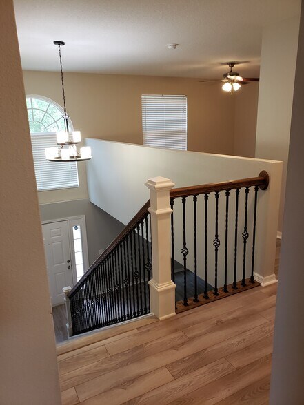 Building Photo - 76550 Longleaf Loop