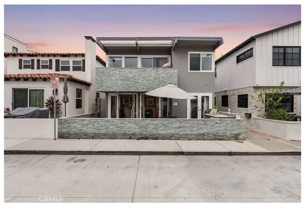 Building Photo - 1317 W Bay Ave