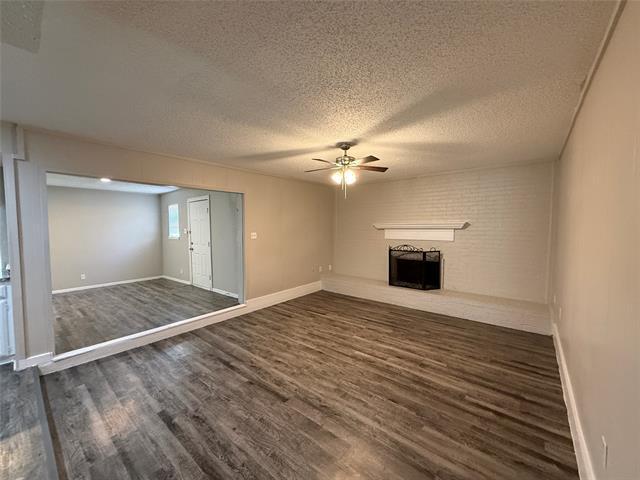 Building Photo - 1121 Via Del Rey