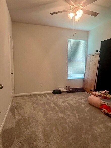 Building Photo - 1333 Spicewood Dr