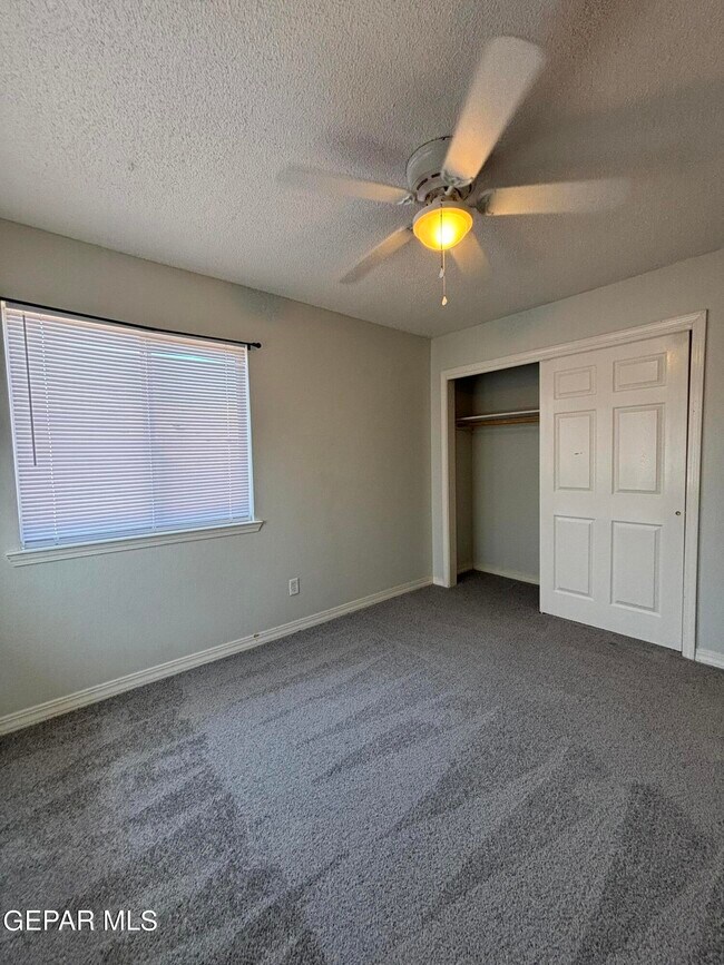 Building Photo - 4476 Loma Diamante Dr