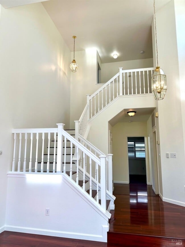 Building Photo - 622 Stonehenge Dr