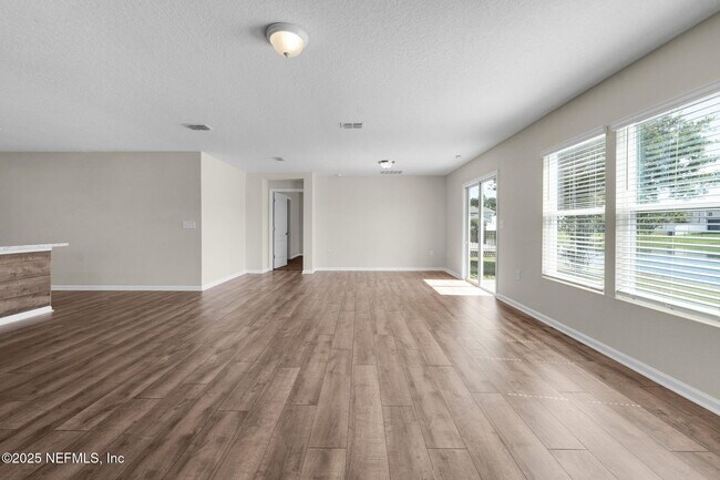 Building Photo - 11609 Yellow Perch Rd