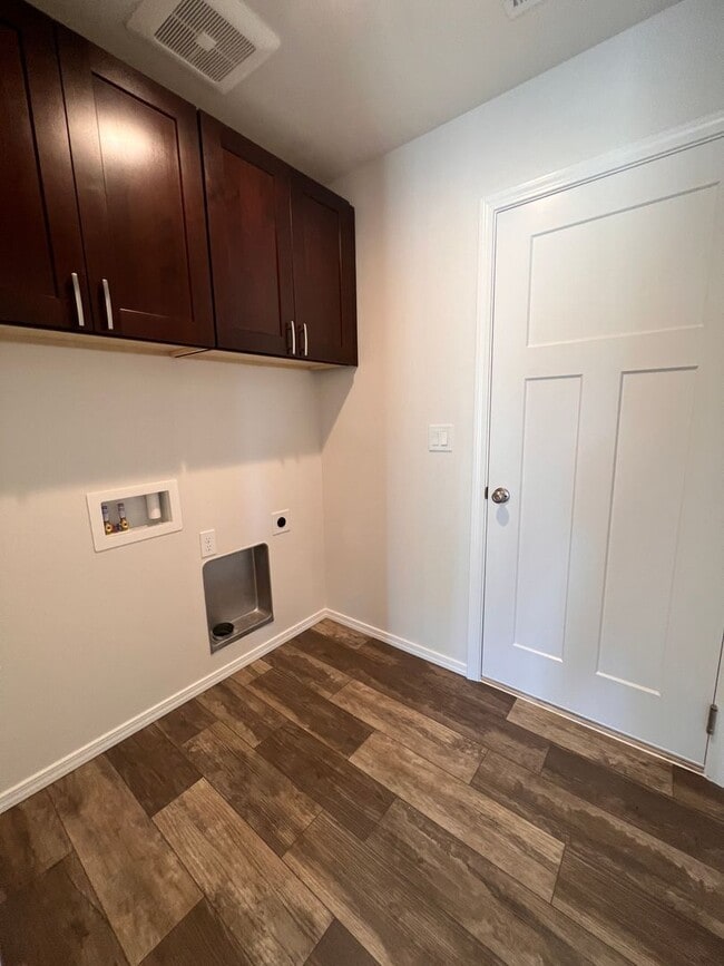 Building Photo - Newer Construction Home For Rent!